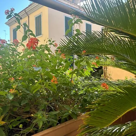 Casa Deledda Daire *